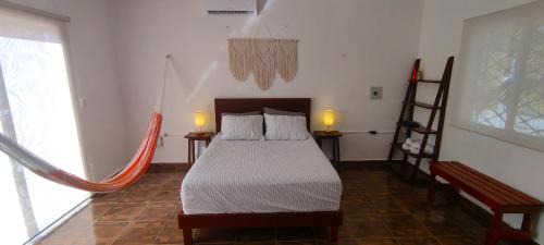 Puerto Yucalpeten House | Pet-Friendly Casa Mahe with Oceanfront Views in Chelem