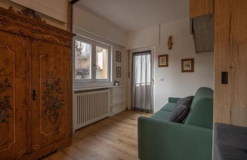 Cortina d'Ampezzo Apartment | Family-Friendly Getaway at Casa Maia with High Ratings