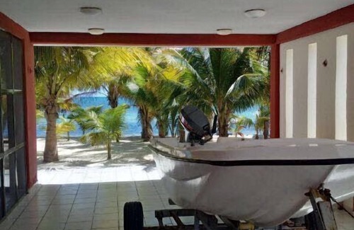 Chetumal House | Ocean View Retreat at Casa Majo: Family-Friendly Getaway