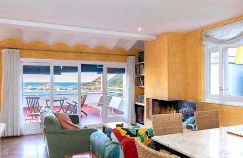 Sa Tuna House | Pet-Friendly Casa Malva Sa Tuna with Ocean Views