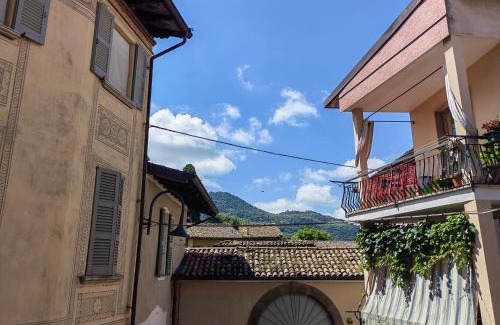 Iseo Apartment | Discover Family-Friendly Comfort at Casa Manù Hotel