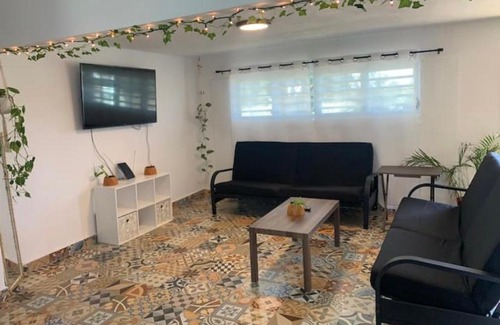 Islote House | Casa Mango: Guest Rated 10/10 with Pet-Friendly Amenities