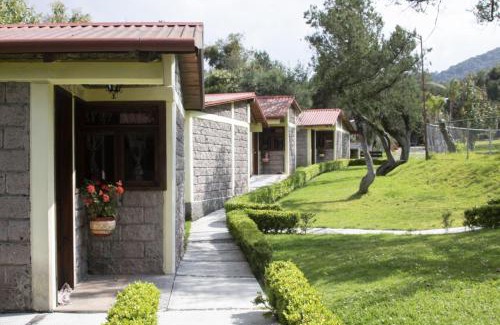 Omitlan de Juarez Hotel | Inviting Casa Manning y Salón la Troje - Family-Friendly Stay