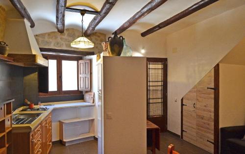 Calaceite Apartment | Family-Friendly Stay at Casa Manolita - Rated 8.4/10