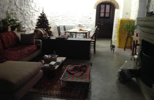 Capolona House | Pet-Friendly Retreat at Casa Manu - Rated 9.4/10 by Guests