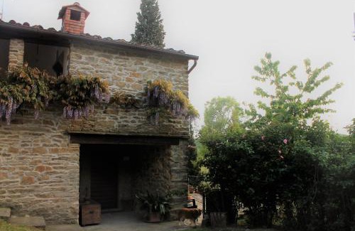Capolona House | Pet-Friendly Retreat at Casa Manu - Rated 9.4/10 by Guests