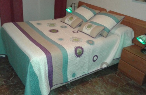 Carretera de Cadiz House | Family-Friendly Getaway at Casa Manuel y Maribel