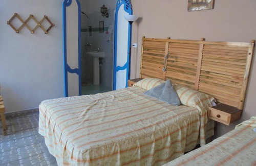 Matanzas Bed & Breakfast | Experience Casa Manzaneda: Family-Friendly with Pool & Spa