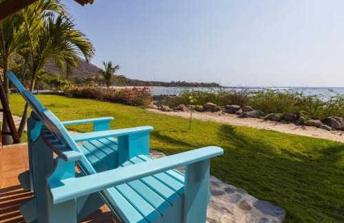 Troncones Bed & Breakfast | Pristine Casa Manzanillo - Beach Room with Ocean Views