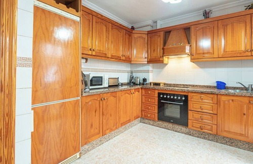 La Cala del Moral Villa | Discover Casa Manzano Rincón de la Victoria with Ocean View