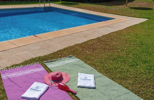 La Cala del Moral Villa | Discover Casa Manzano Rincón de la Victoria with Ocean View