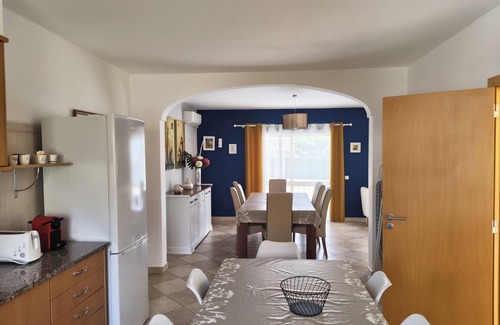 Castelo House | Oceanfront Villa with Pool - 3 Bedrooms in Albufeira
