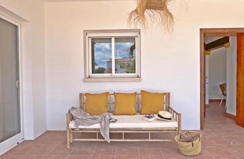 El Rafalet Ski Chalet | Discover Casa Mar Blanco: Oceanfront Family Retreat