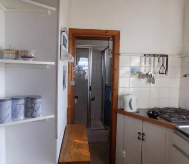 Rinboy Apartment | Casa Mar e Sol: Oceanfront Oasis with Family-Friendly Amenities