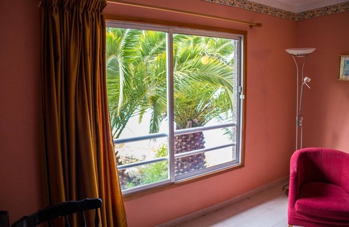 El Tanque Apartment | Economical Stay at Casa Mara Tenerife - Ideal for Families