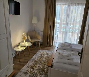 Viseu de Sus House | Top-Rated Casa Mara in Viseu de Sus with Family Amenities