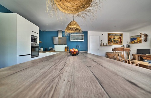 Ronce-les-Bains House | Peaceful Casa Marcel: Oceanfront Retreat with Breakfast