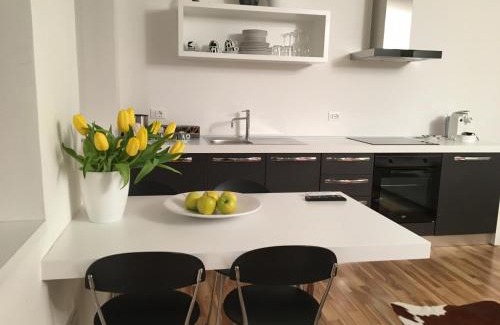 Trento Old Town Apartment | Highly Rated Casa Marchiodi - Perfect for Families