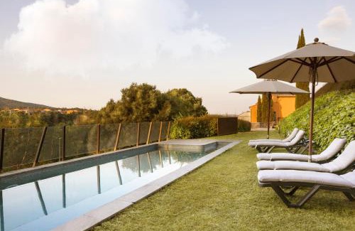 Besalu Hotel | Casa Marcial: Adults-Only Retreat with Oceanfront Bliss