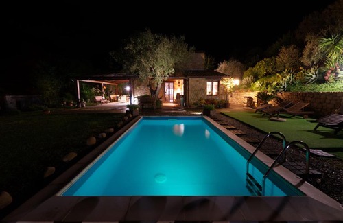 Cefalu House | Top-Rated Casa Mare Celeste in Cefalù with Pool & Hot Tub