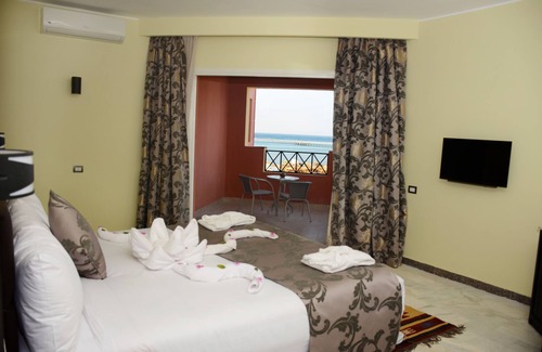 Marsa Alam Resort | Indulge at Casa Mare Resort with Ocean Views & Spa Access