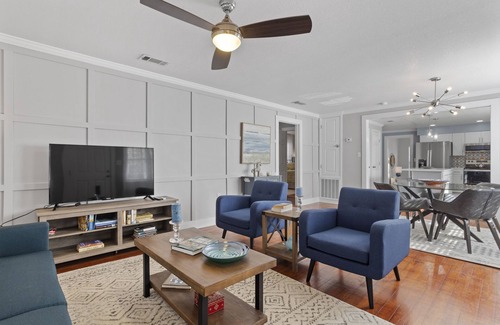 Biloxi House | CASA MARE: Beachfront Retreat with Spa & Ocean View