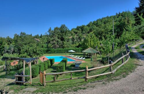 Pieve di Chio House | Inviting Casa Margherita 2: Pet Friendly with Pool Access