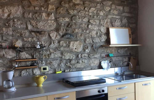 Castelletto Apartment | Casa Margherita Apartment with Garden and Lake View