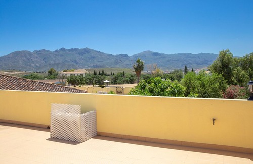 La Parata Villa | Casa Mari: Relax by the Large Pool with Ocean Views
