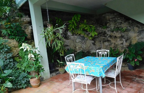 Plaza de la Revolucion House | Discover Casa Maria Emilia: A Pet-Friendly Retreat
