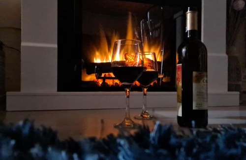 Centrul Vechi House | Casa Maria: Guest Rated 10/10 with Family & Pet Amenities