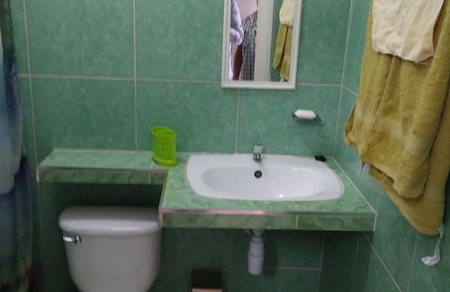 Camaguey House | Discover Casa Maria y David: Family-Friendly Retreat