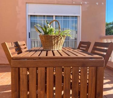 Arafo House | Top-Rated Family-Friendly Stay at Casa Mariet