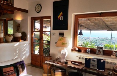Formia Apartment | Casa Marily: Terraced Sea View & Family Friendly Stay