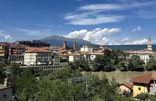 Ivrea Apartment | Casa Marisa - Centrale e signorile