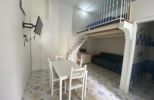 Ischia Porto Apartment | Casa Marisa - Ischia centro
