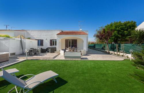 Villanova House | Discover Casa Martina: Family & Pet-Friendly Retreat