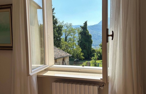 Caprino Veronese House | Casa Martini: Family-Friendly Retreat in Lake Garda Hills