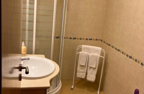 Cavacos Apartment | Experience Casa Martins: Oceanfront Bliss with Top Ratings