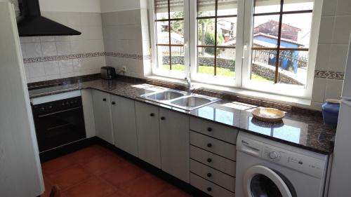 Tresgrandas House | Cozy Stay at Casa Mary Carmen: Family & Pet Friendly