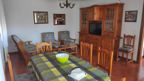 Tresgrandas House | Cozy Stay at Casa Mary Carmen: Family & Pet Friendly