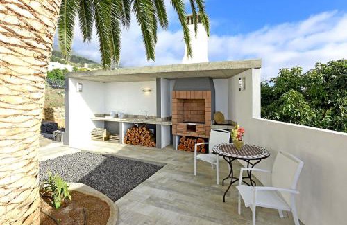Tijarafe House | Discover Casa Maryluna: Family-Friendly Paradise with Pool