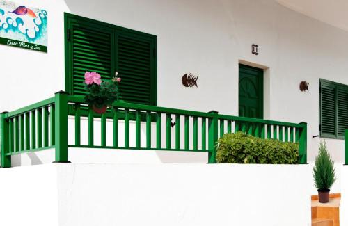 Tamaduste House | Ocean View Casa with Terrace, Steps from the Beach