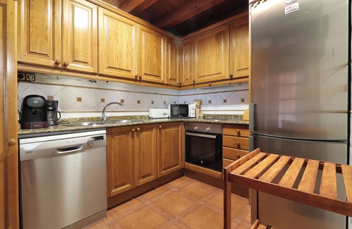 Betren House | Inviting Casa Mateo: Your Home in the Pyrenees Village
