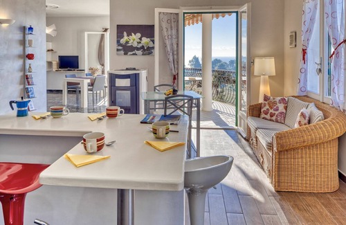 Imperia Apartment | Casa Matilde: Panoramic Terrace Apartment with Sea View