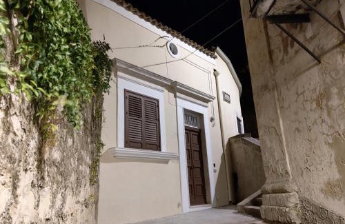 Modica House | Exceptional Casa Mavì: Child-Friendly Retreat Awaits