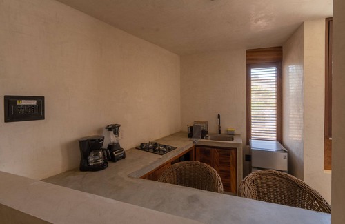 Los Tamarindos Apartment | Unforgettable Stays at Casa Mava with Oceanfront Views