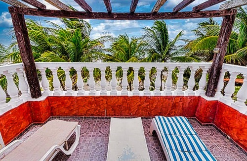 El Cuyo Cottage | Escape to Casa Maya Beach Lodge: Ocean Views & Spa Bliss
