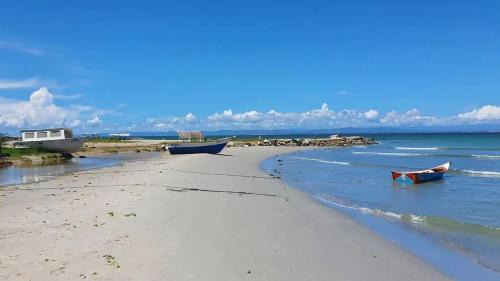 Margarita Island House | Oceanfront Casa Maya Playa El Yaque - Guest Rated 8.8/10