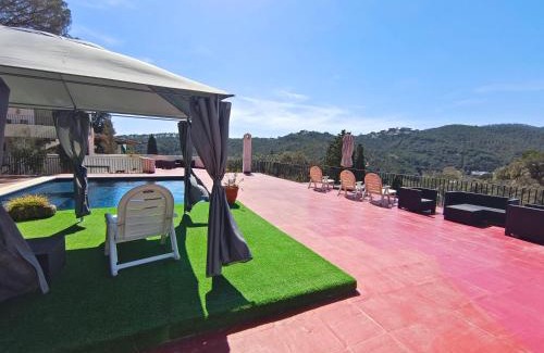 Sant Cebria de Vallalta Villa | Casa Mayabel - Exquisite Villa with Pool & Ocean Views